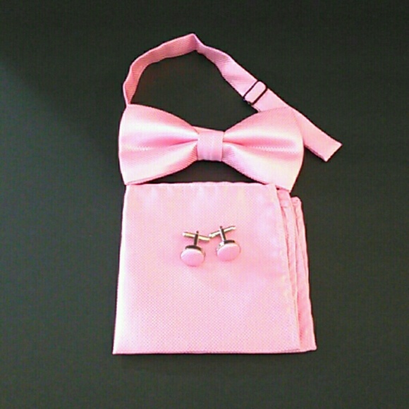 Other - New Pink Bow Tie, Pocket square and Cuff Links